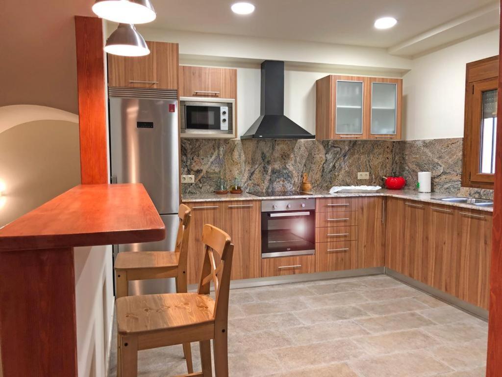 Appartamento Cami De La Font Cretas Esterno foto